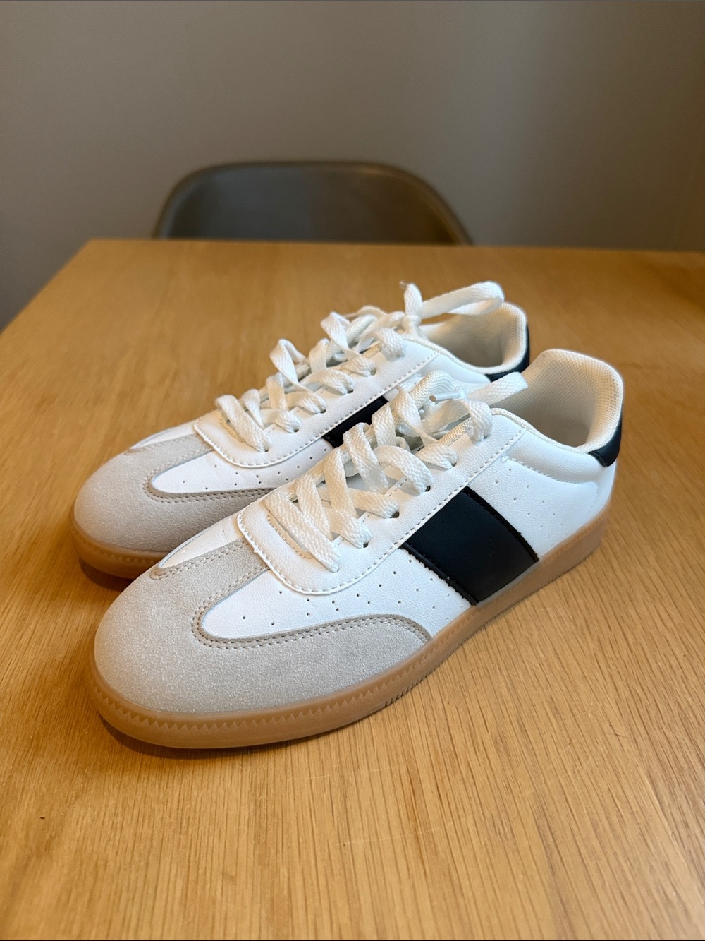 *NEW* Nautica White, Black & Grey Casual Sneakers